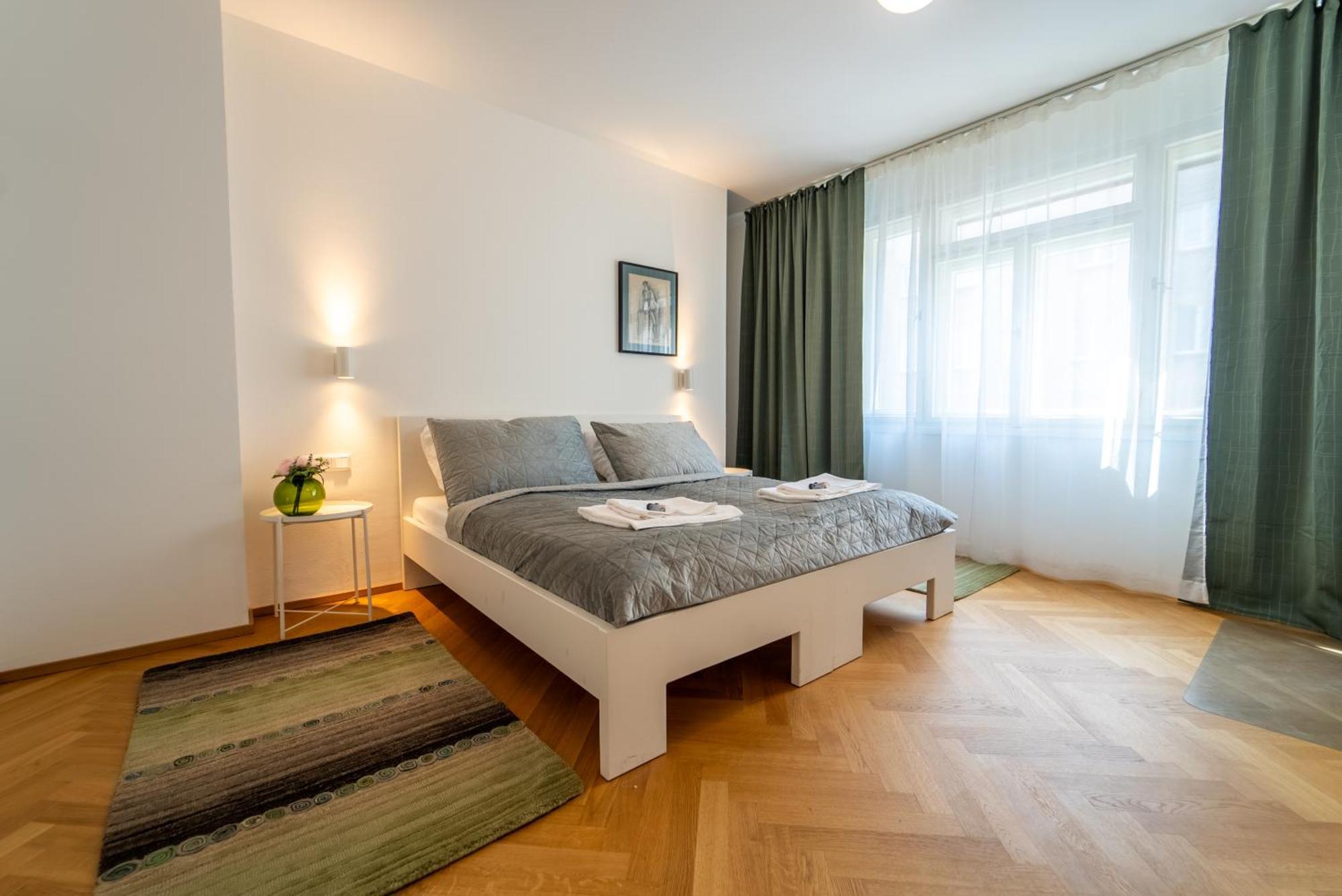 Verve Home Old Town Dunajska 2 Bratislava Exteriör bild