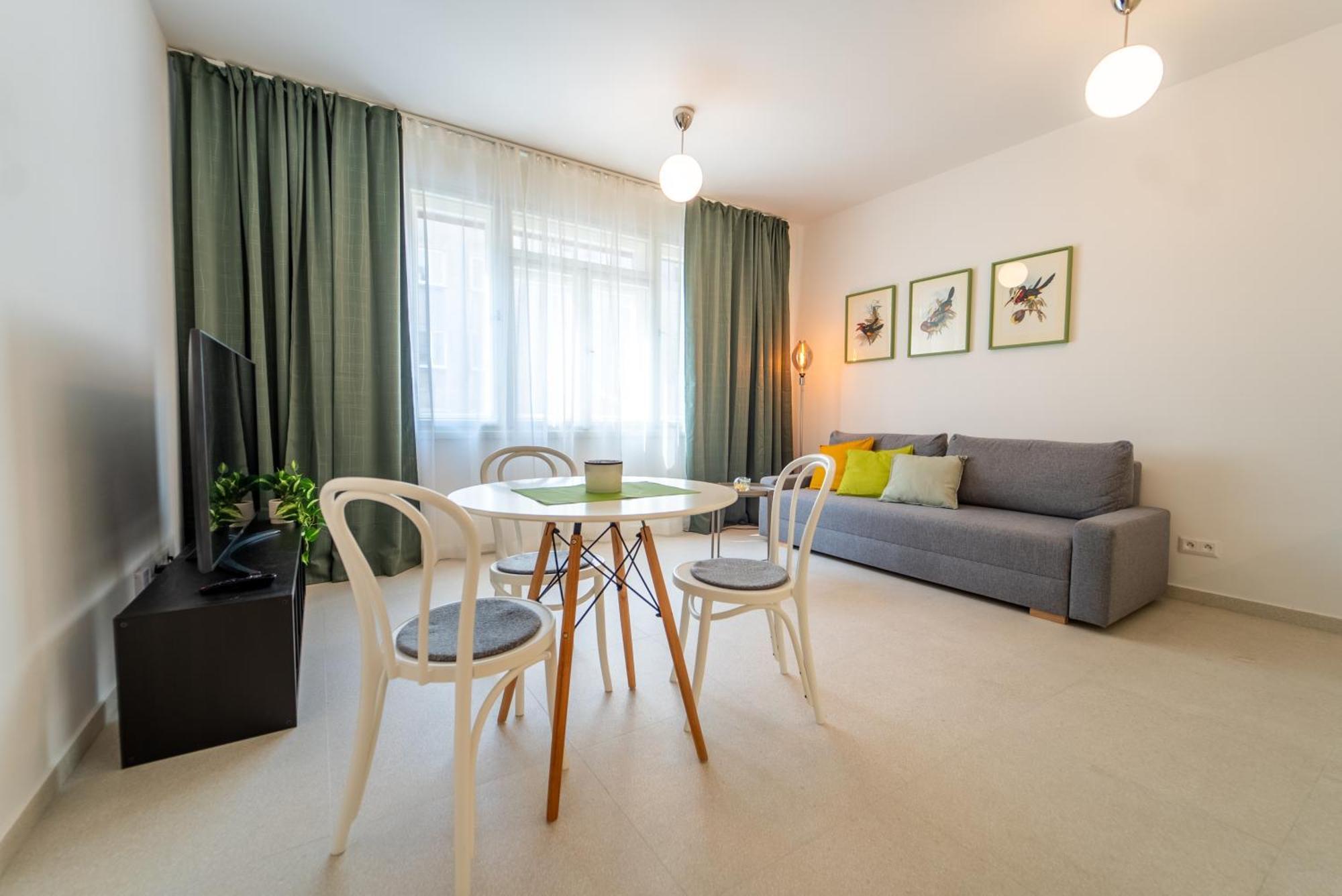 Verve Home Old Town Dunajska 2 Bratislava Exteriör bild
